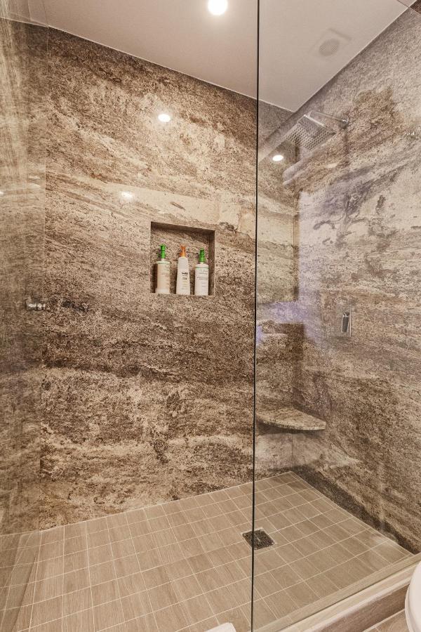 Brand New Contemporary 2 Bd Oceanfront Condo At Encantame Towers Verano E302 Playa Encanto 外观 照片